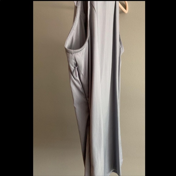 Express Grey Ruffle Top - Picture 6 of 6